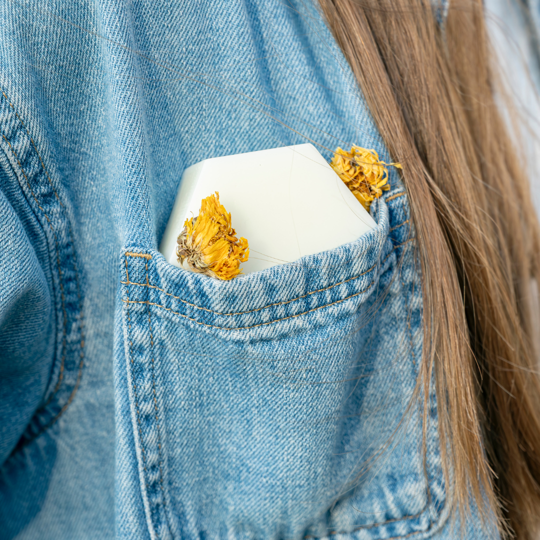 AIRE - Light Detangling Conditioner Bar