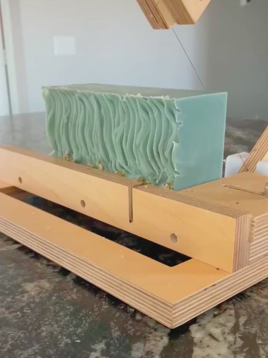 Eucalyptus Dreams Herbal Mint + Mineral Rich Soap Bar